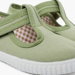 Pisamonas Trainers><noscript><img width=