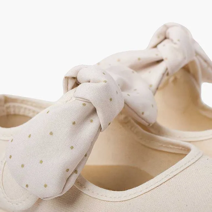 Pisamonas Mary Janes>Canvas Girls Mary Janes With Polka Dot Bow