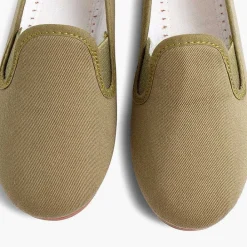 Pisamonas Trainers><noscript><img width=