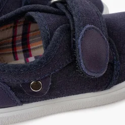 Pisamonas Trainers><noscript><img width=
