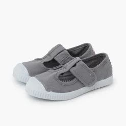 Pisamonas Trainers><noscript><img width=