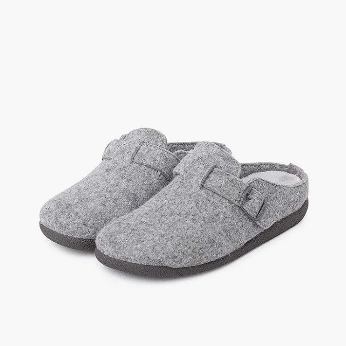 Pisamonas Slippers>Clogs House Buckle Padded Plant