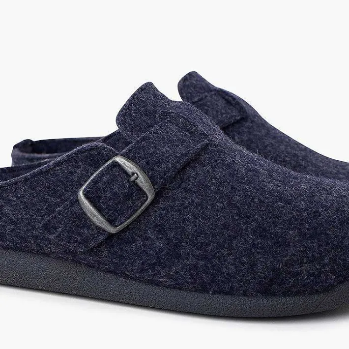 Pisamonas Slippers>Clogs House Buckle Padded Plant