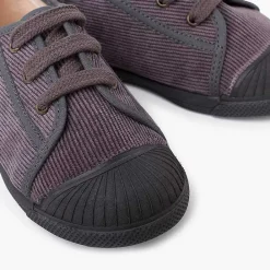 Pisamonas Trainers><noscript><img width=
