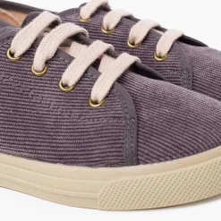 Pisamonas Trainers><noscript><img width=