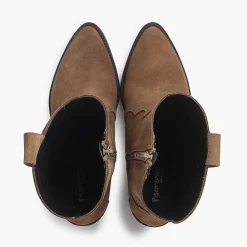 Pisamonas Boots><noscript><img width=