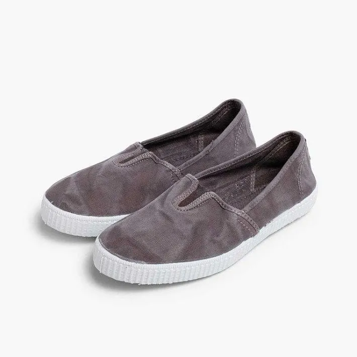 Pisamonas Trainers>Elastic Slip-On Camping Shoes