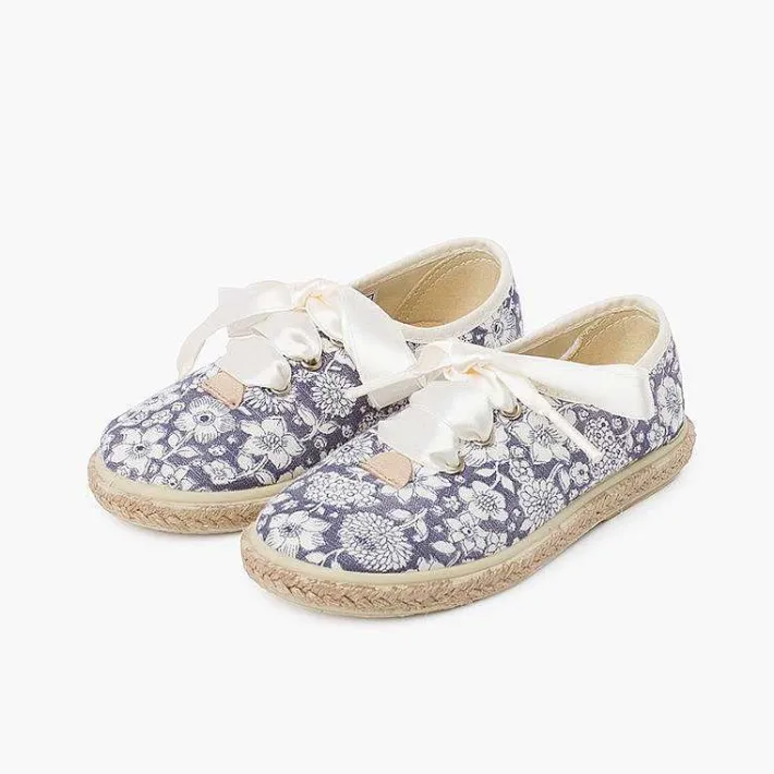 Pisamonas Espadrilles>Flowers And Jute Blucher With Satin Laces