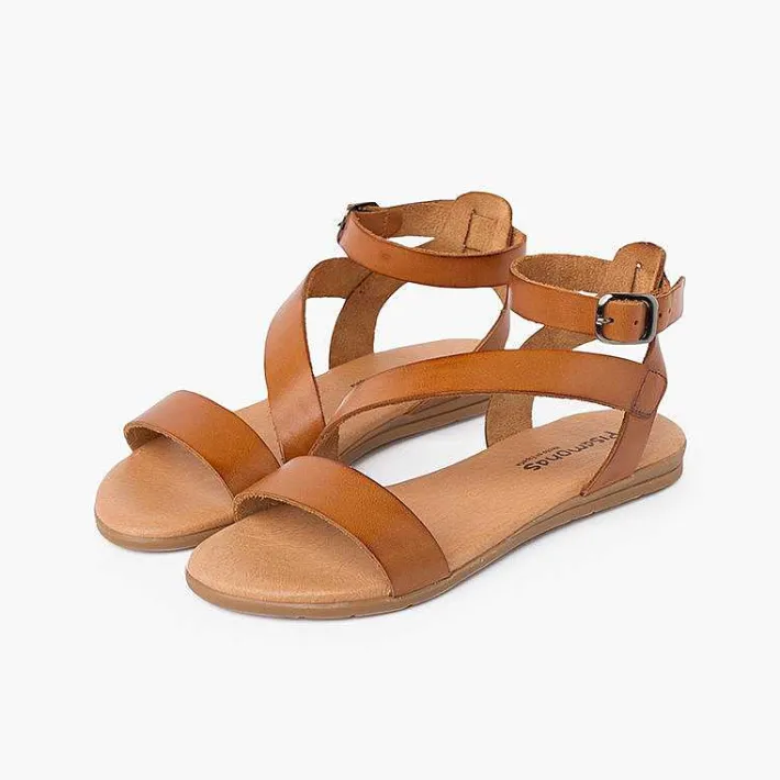 Pisamonas Sandals>Girl And Woman Leather Sandal Cross Strap Bracelet Buckle