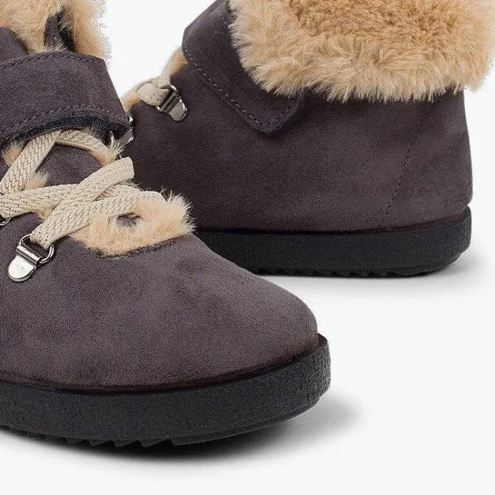 Pisamonas Boots>Girls Fur Boots With Loop Fasteners And Chevron Sole