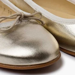 Pisamonas Communion Shoes><noscript><img width=
