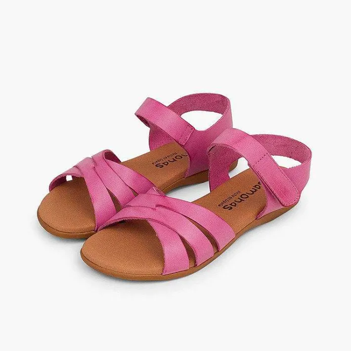 Pisamonas Sandals>Girls' Leather Sandals With Crossed Straps And Loop Fasteners Closure