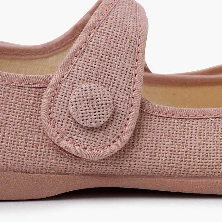 Pisamonas Communion Shoes>Girls' Linen Mary Janes With Loop Fasteners And Button