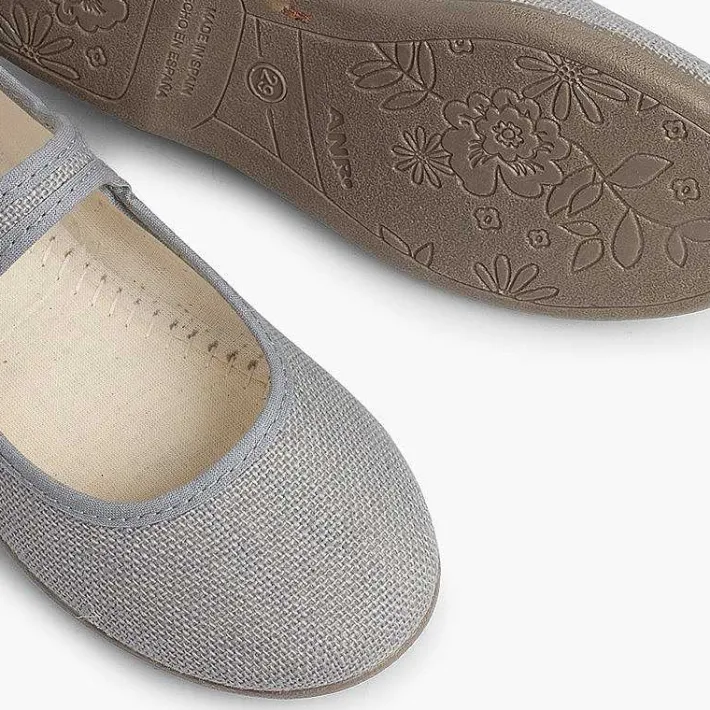 Pisamonas Communion Shoes>Girls' Linen Mary Janes With Loop Fasteners And Button
