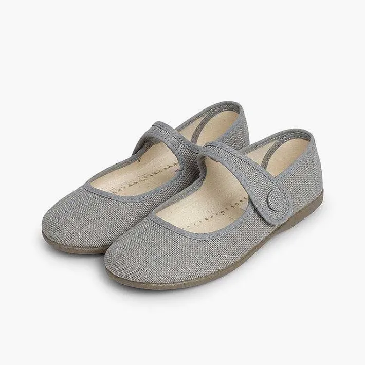 Pisamonas Communion Shoes>Girls' Linen Mary Janes With Loop Fasteners And Button