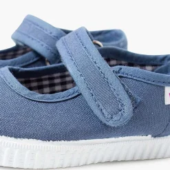 Pisamonas Trainers><noscript><img width=