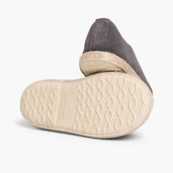 Pisamonas Trainers><noscript><img width=