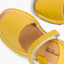Pisamonas Avarcas Menorcan Sandals><noscript><img width=