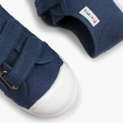 Pisamonas Trainers><noscript><img width=