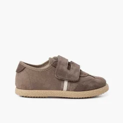 Pisamonas Trainers><noscript><img width=