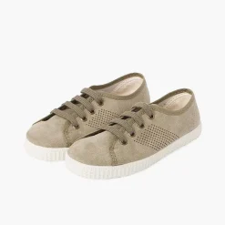 Pisamonas Trainers><noscript><img width=