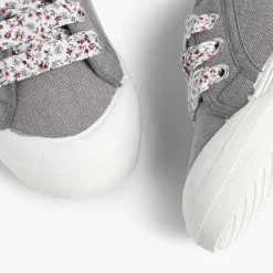 Pisamonas Trainers><noscript><img width=