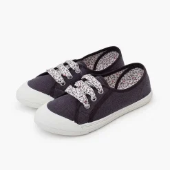 Pisamonas Trainers><noscript><img width=