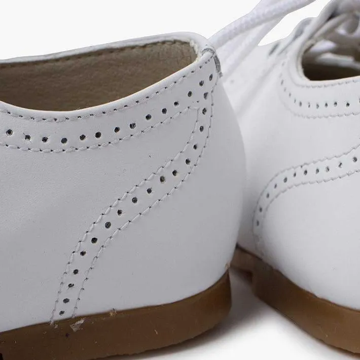 Pisamonas Lace-Up Oxfords>Leather Lace-Up Oxford Shoes Caramel Sole