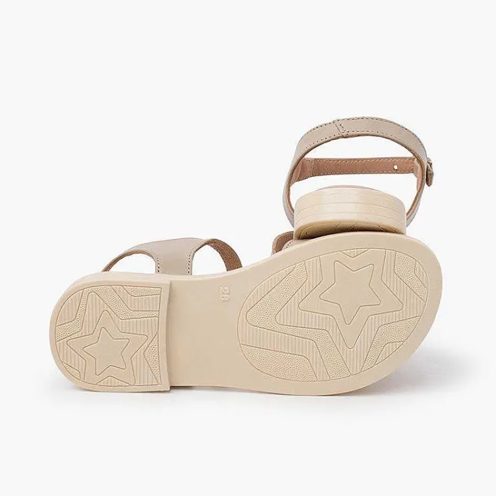 Pisamonas Sandals>Leather Sandals Buckle Fastening