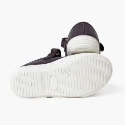 Pisamonas Trainers><noscript><img width=