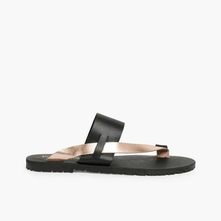 Pisamonas Sandals>Metallic Leather Toe Post Sandal