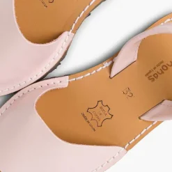 Pisamonas Avarcas Menorcan Sandals><noscript><img width=