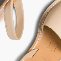 Pisamonas Avarcas Menorcan Sandals><noscript><img width=