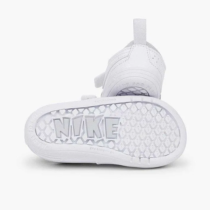 Pisamonas School Shoes>Nike Trainers - Small Sizes
