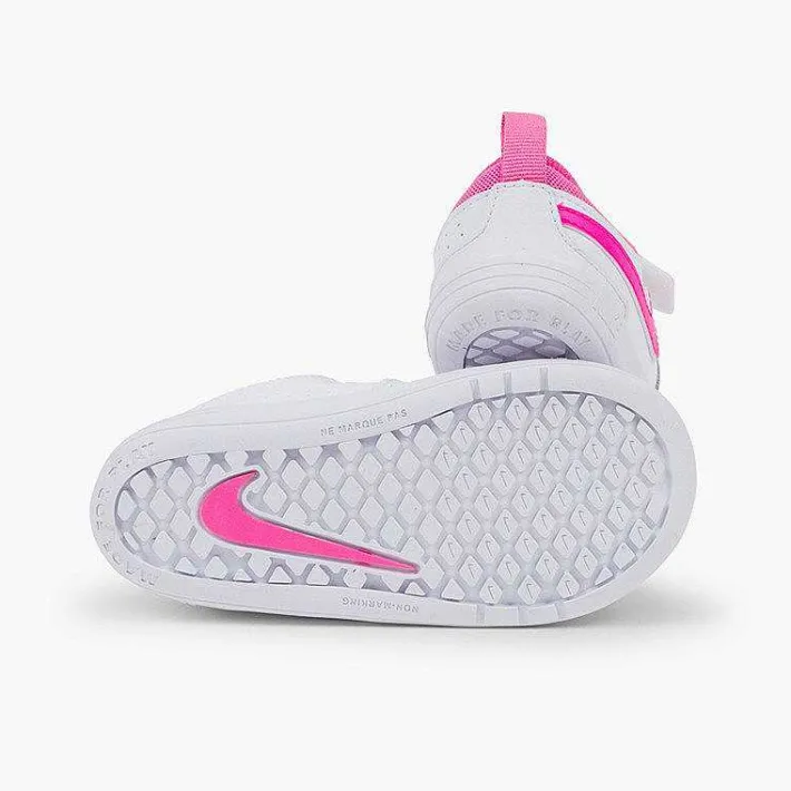 Pisamonas School Shoes>Nike Trainers - Small Sizes
