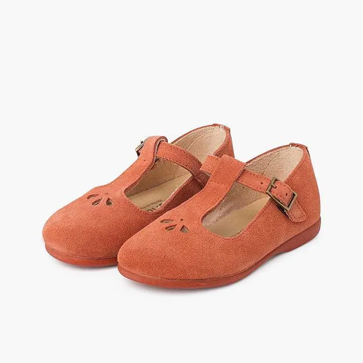 Pisamonas Mary Janes>Retro Mary Janes With Hold Details And Central Strap