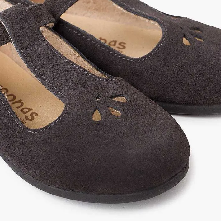 Pisamonas Mary Janes>Retro Mary Janes With Hold Details And Central Strap