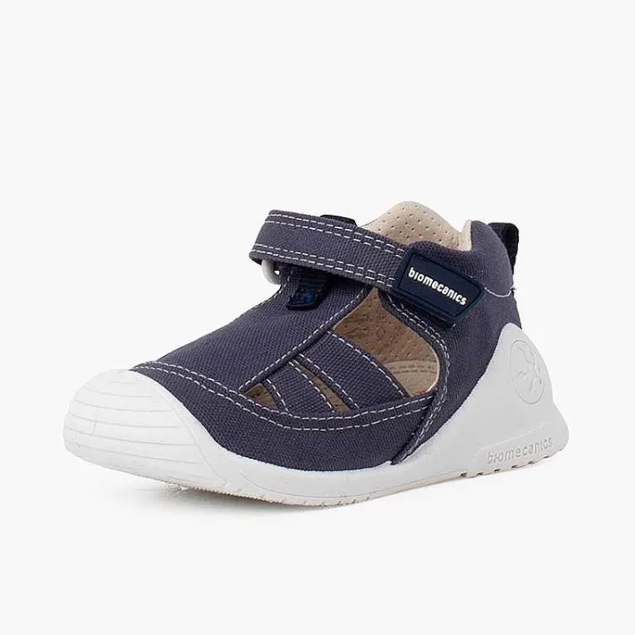Pisamonas Sandals>Sportive Sandals With Toe Cap And Riptape Fastening