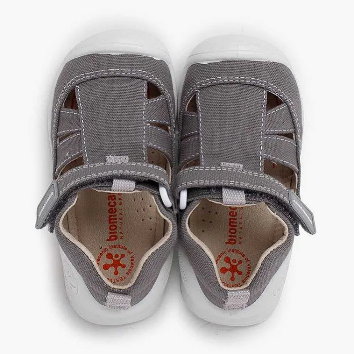 Pisamonas Sandals>Sportive Sandals With Toe Cap And Riptape Fastening