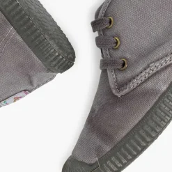 Pisamonas Boots><noscript><img width=