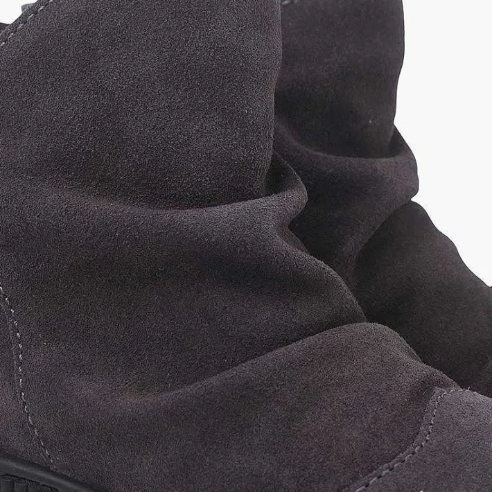 Pisamonas Boots>Suede Boots With Wrinkled Effect