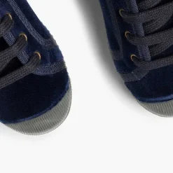 Pisamonas Trainers><noscript><img width=