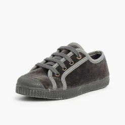 Pisamonas Trainers><noscript><img width=