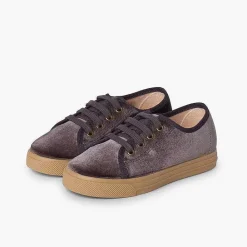 Pisamonas Trainers><noscript><img width=