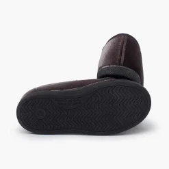 Pisamonas Trainers><noscript><img width=