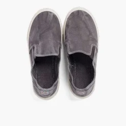 Pisamonas Trainers><noscript><img width=