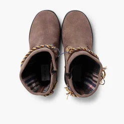 Pisamonas Boots><noscript><img width=