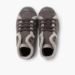 Pisamonas Trainers><noscript><img width=